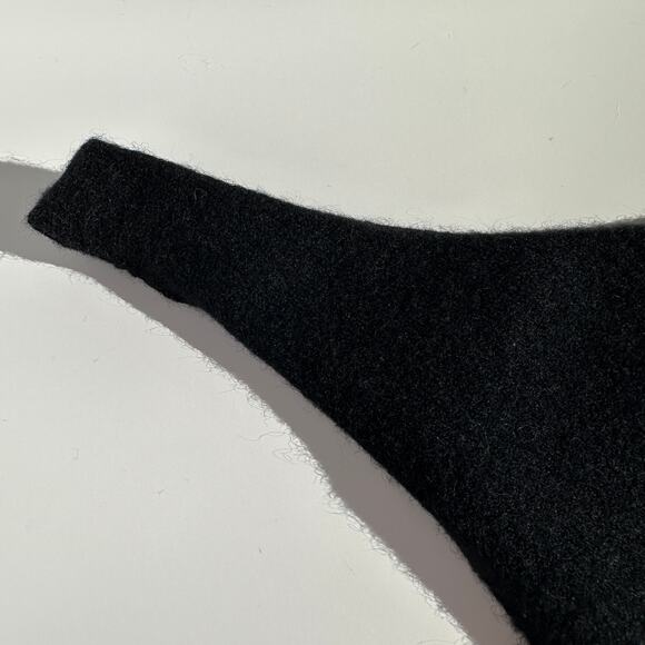 Lisa Yang Capucine Bralette 100% Cashmere Knit Triangle Bra Black One Size NWT - Picture 12 of 16